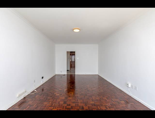 2 BEDROOM APARTMENT TO LET IN MOUILLE POINT
